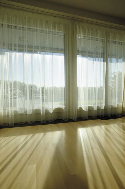 Curtain Systems, Room shot